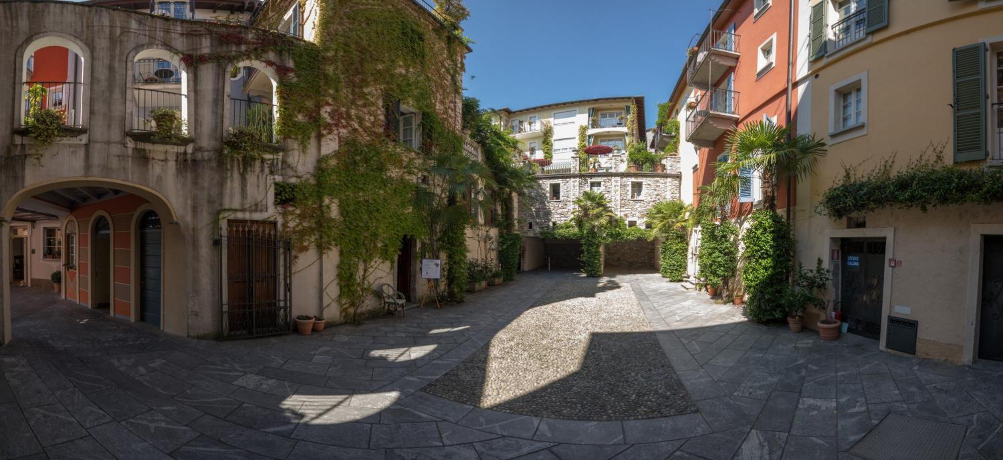 カンネロ・リヴィエーラ Residenza Dei Fioriアパートホテル エクステリア 写真