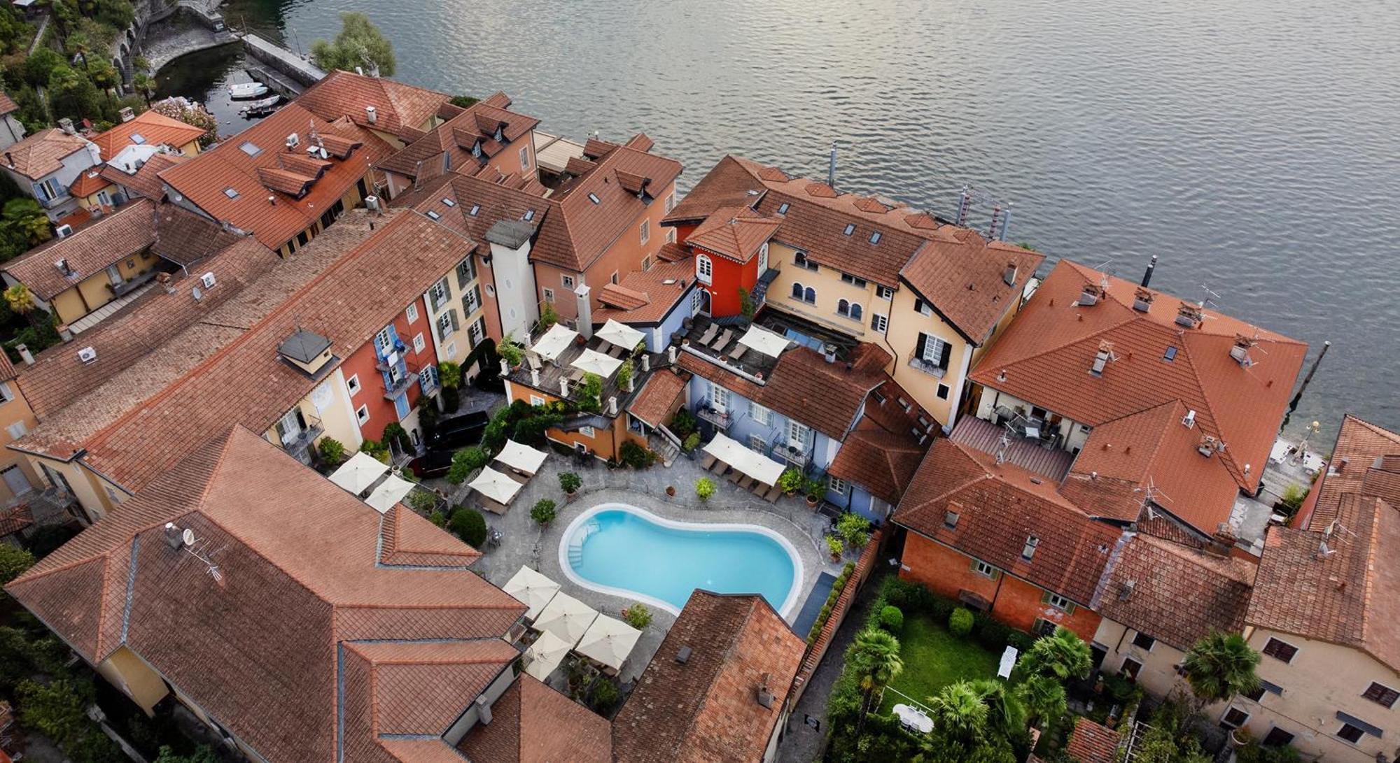 カンネロ・リヴィエーラ Residenza Dei Fioriアパートホテル エクステリア 写真