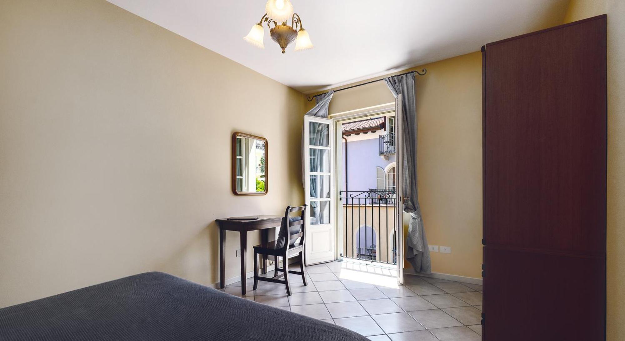 カンネロ・リヴィエーラ Residenza Dei Fioriアパートホテル エクステリア 写真