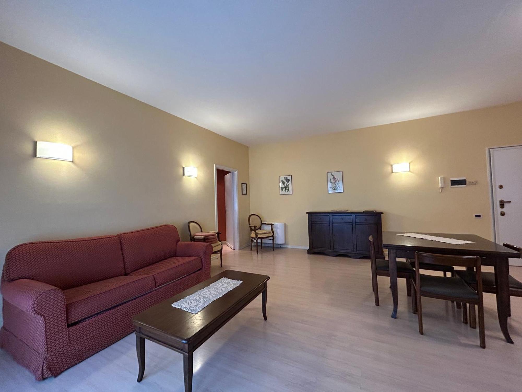カンネロ・リヴィエーラ Residenza Dei Fioriアパートホテル エクステリア 写真